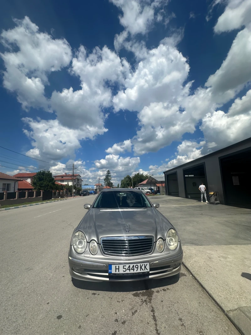 Mercedes-Benz E 320, снимка 7 - Автомобили и джипове - 52677796