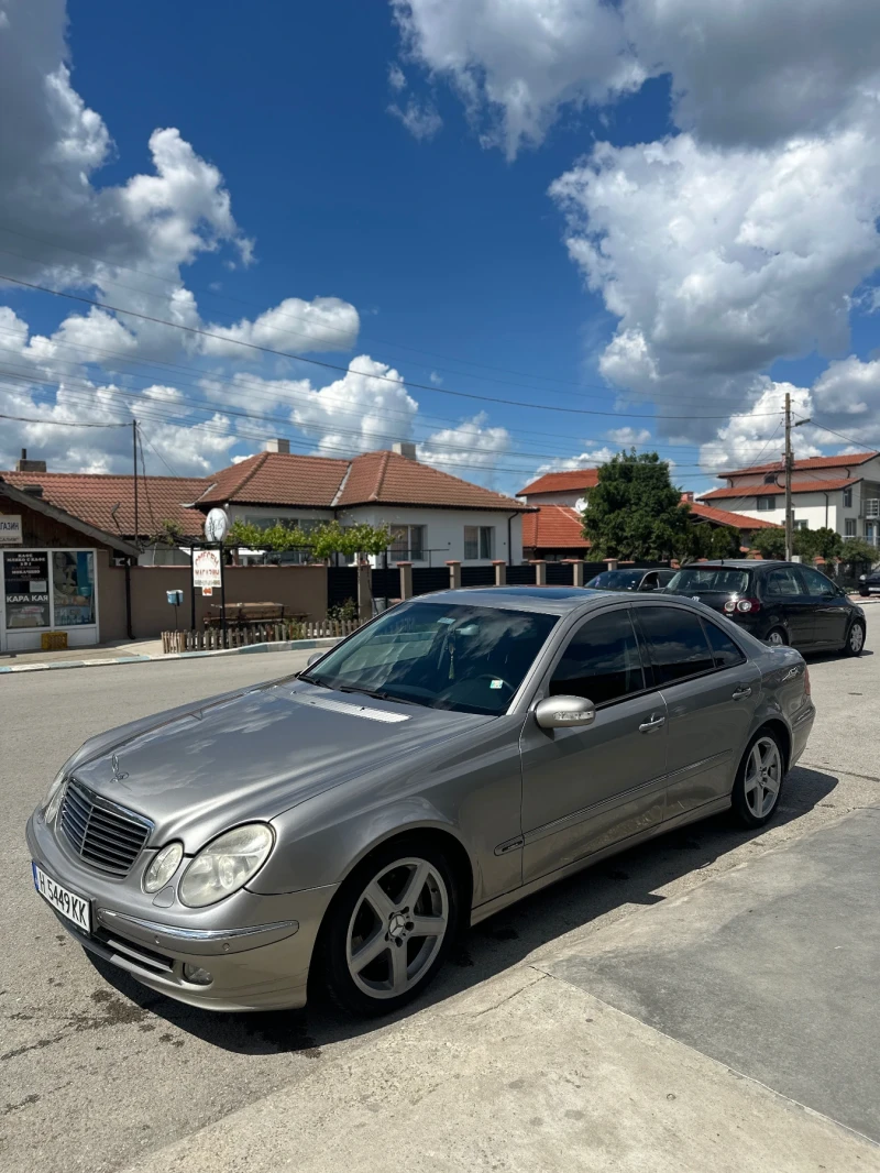 Mercedes-Benz E 320, снимка 2 - Автомобили и джипове - 52677796
