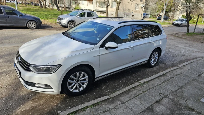 VW Passat Variant, снимка 4 - Автомобили и джипове - 51773975