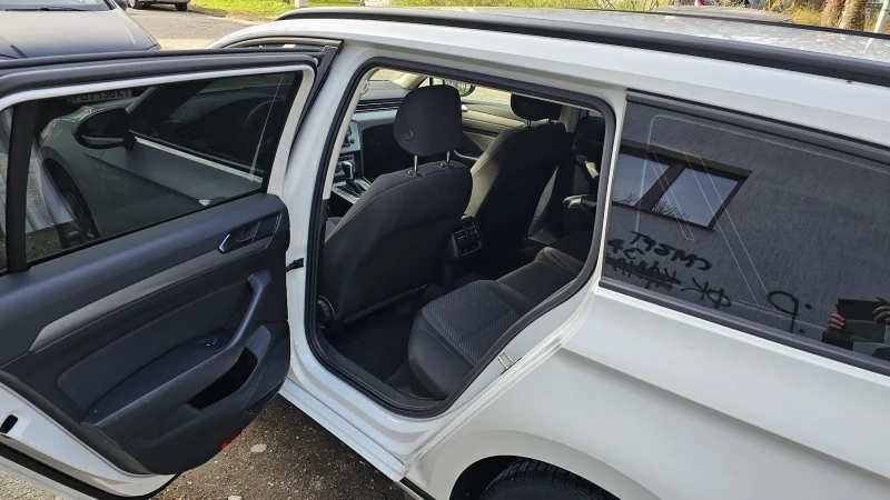 VW Passat Variant, снимка 8 - Автомобили и джипове - 51773975