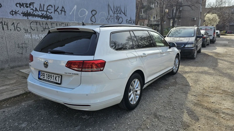 VW Passat Variant, снимка 2 - Автомобили и джипове - 51773975