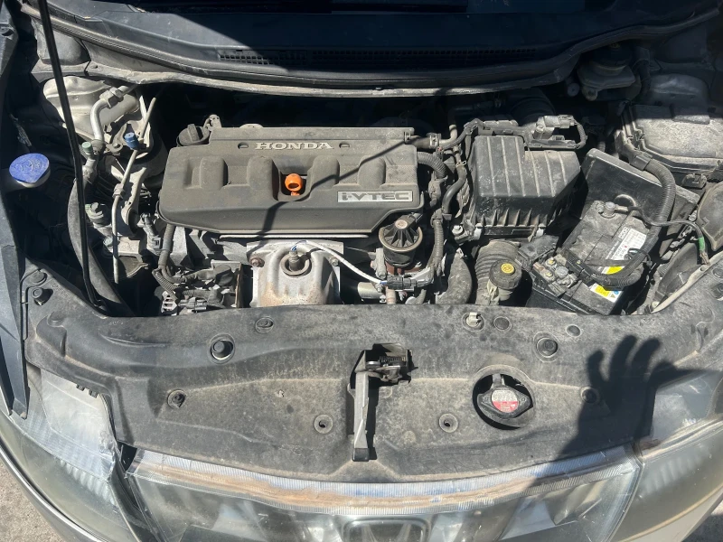 Honda Civic 1.8 i , снимка 13 - Автомобили и джипове - 51904571