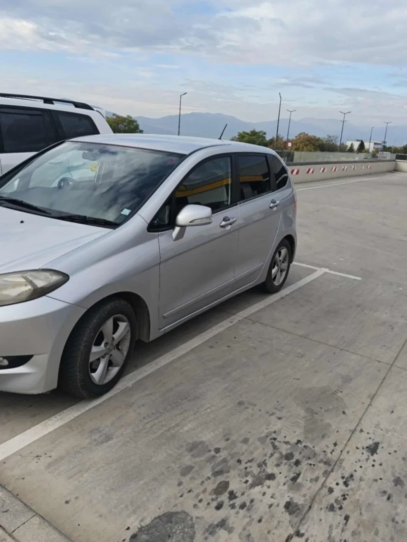 Honda Fr-v 2.2 CTDI, снимка 5 - Автомобили и джипове - 52181598