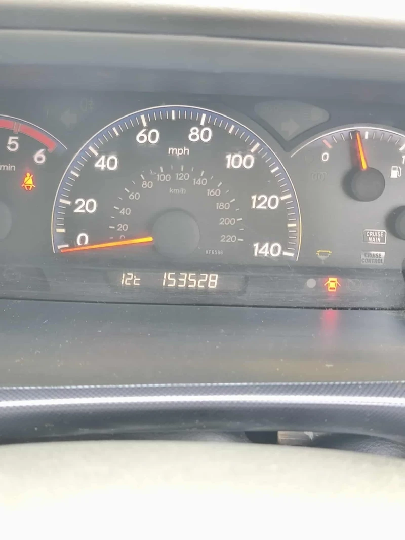 Honda Fr-v 2.2 CTDI, снимка 6 - Автомобили и джипове - 52181598