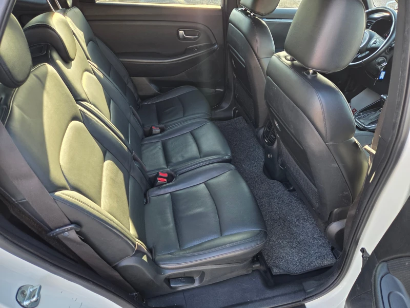 Kia Carens 1, 7crdi/avt./navi/koja/, снимка 13 - Автомобили и джипове - 53107219