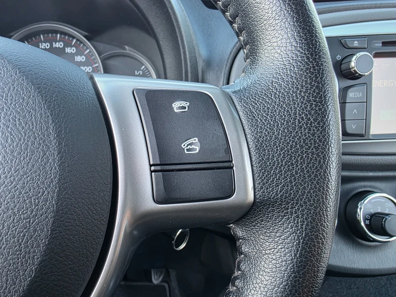 Toyota Yaris 1.33 VVTI Камера Евро 5, снимка 15 - Автомобили и джипове - 53128627