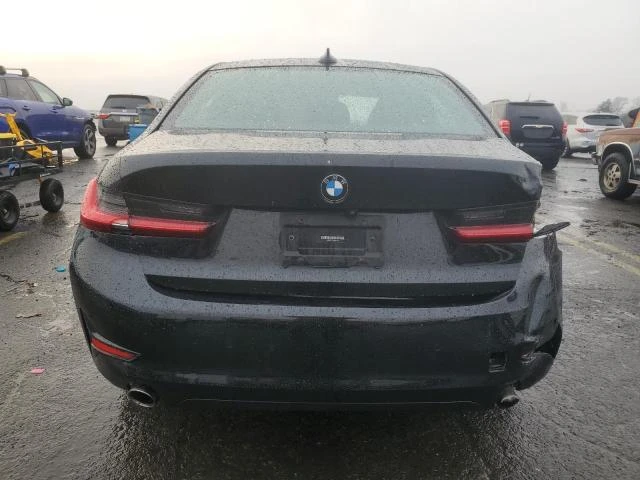 BMW 330 XI* Sport line* AMBIENT* APPLE CARPLAY, снимка 6 - Автомобили и джипове - 48636122