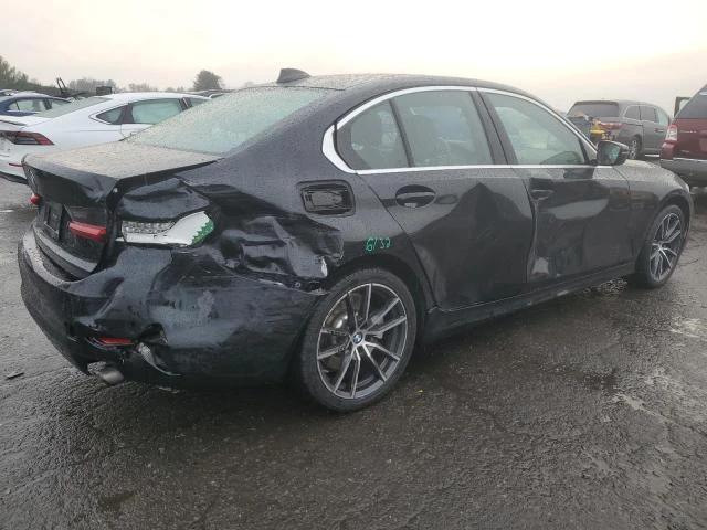 BMW 330 XI* Sport line* AMBIENT* APPLE CARPLAY, снимка 5 - Автомобили и джипове - 48636122