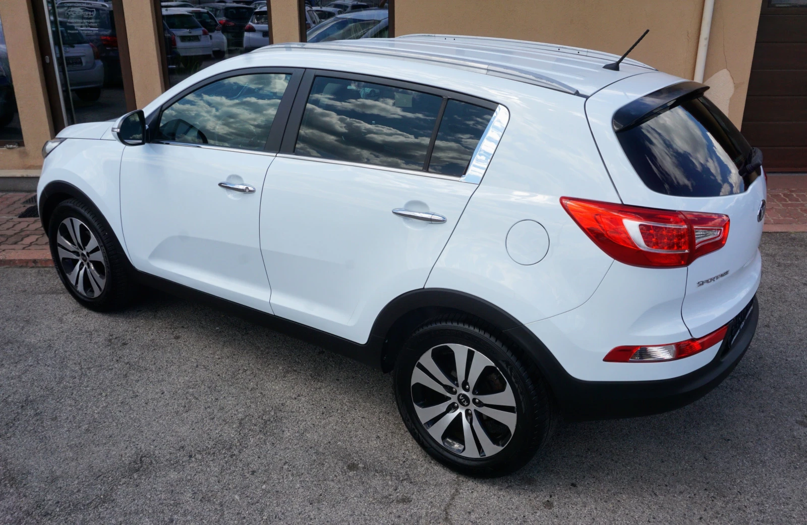 Kia Sportage 1.7 CRDI ACTIVE - изображение 4