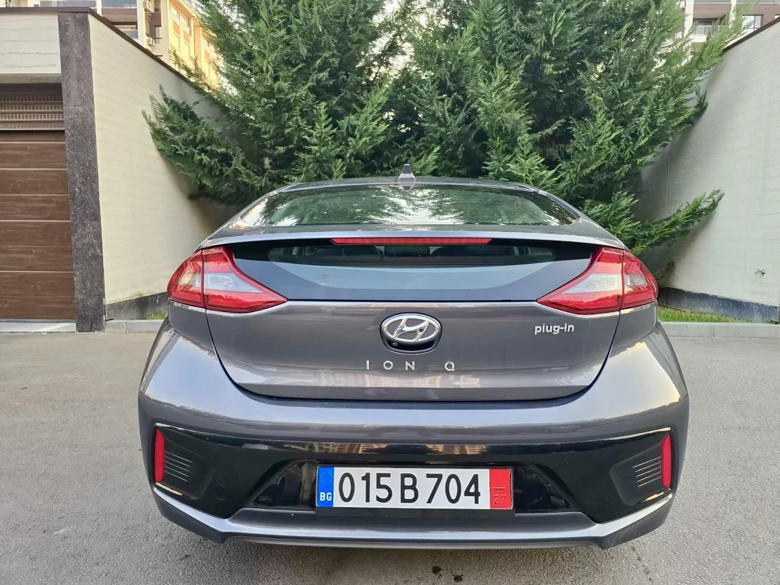 Hyundai Ioniq  - изображение 2