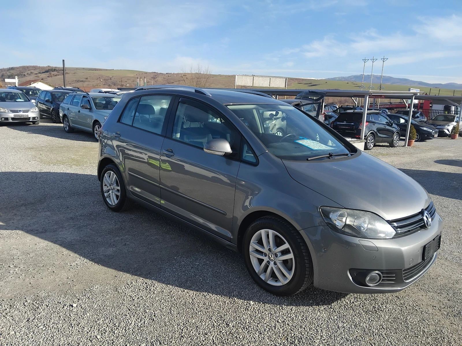 VW Golf Plus 1.6TDi105ксHighline - изображение 7