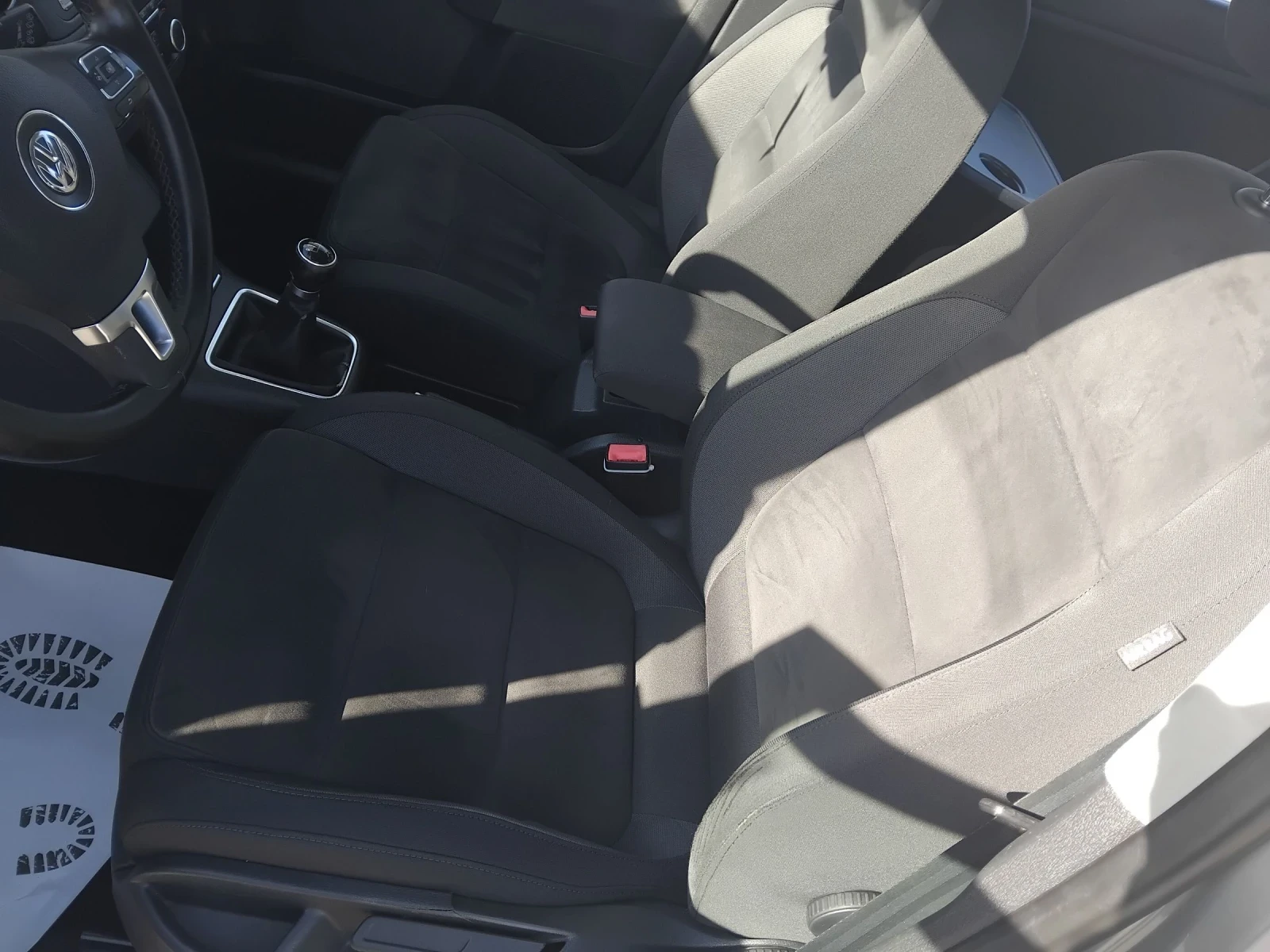 VW Golf Plus 1.6TDi105Highline | Mobile.bg   12