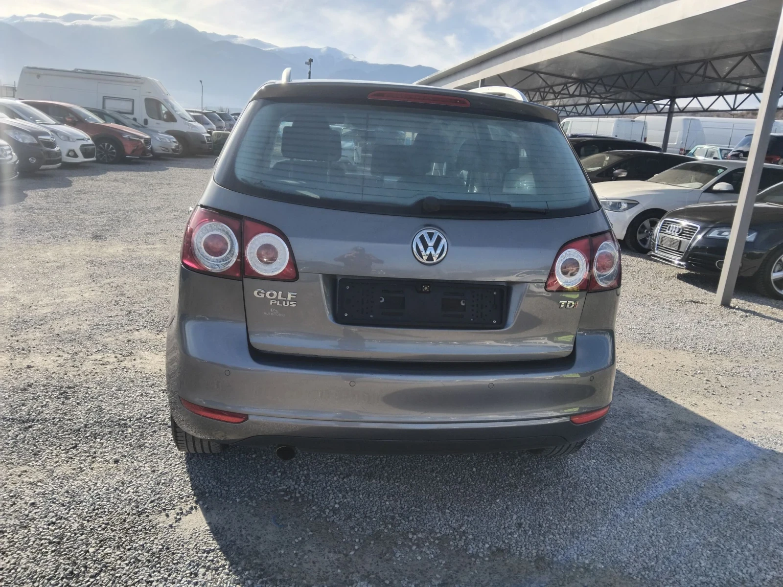 VW Golf Plus 1.6TDi105ксHighline - изображение 9