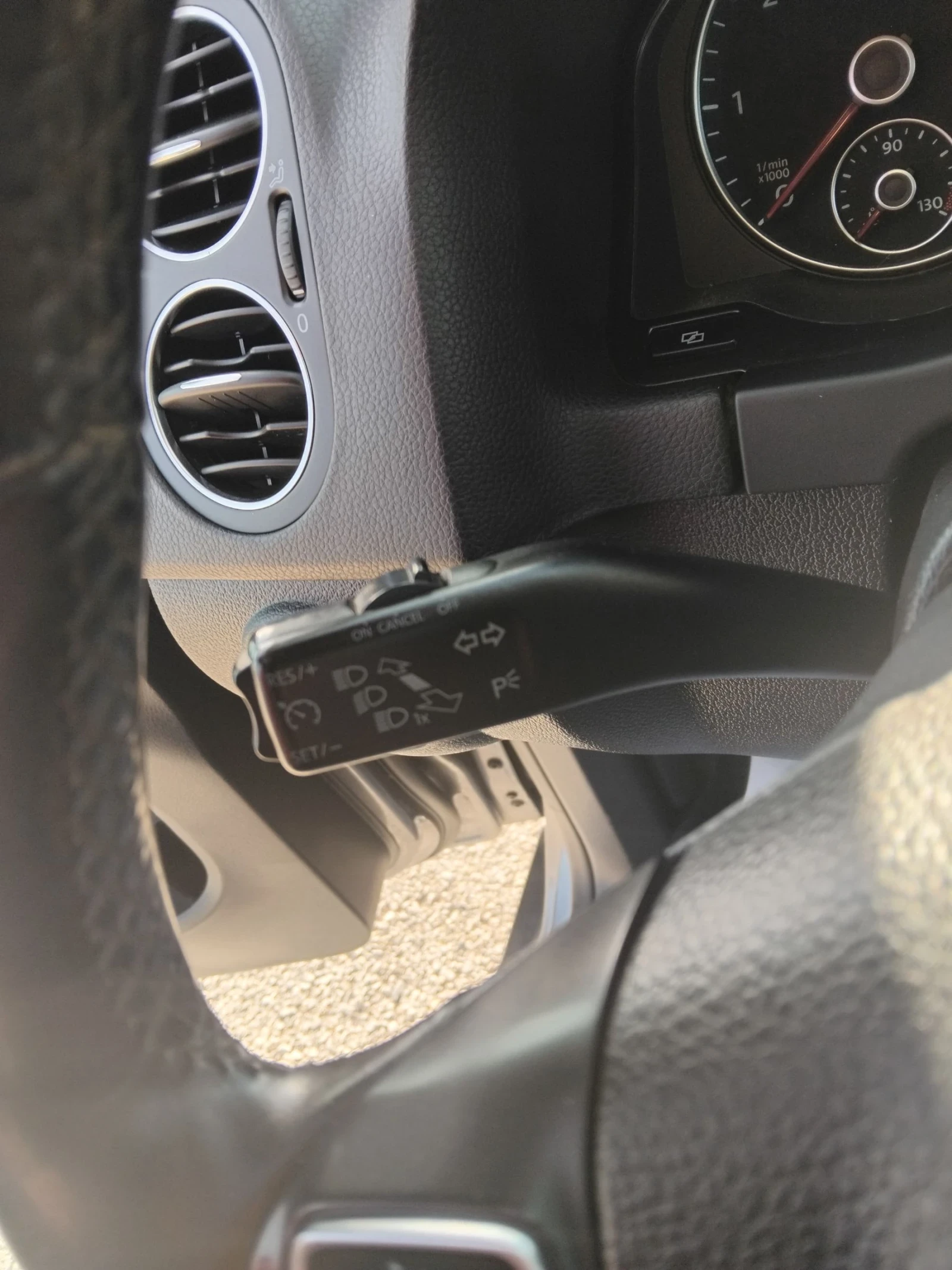 VW Golf Plus 1.6TDi105Highline | Mobile.bg   11