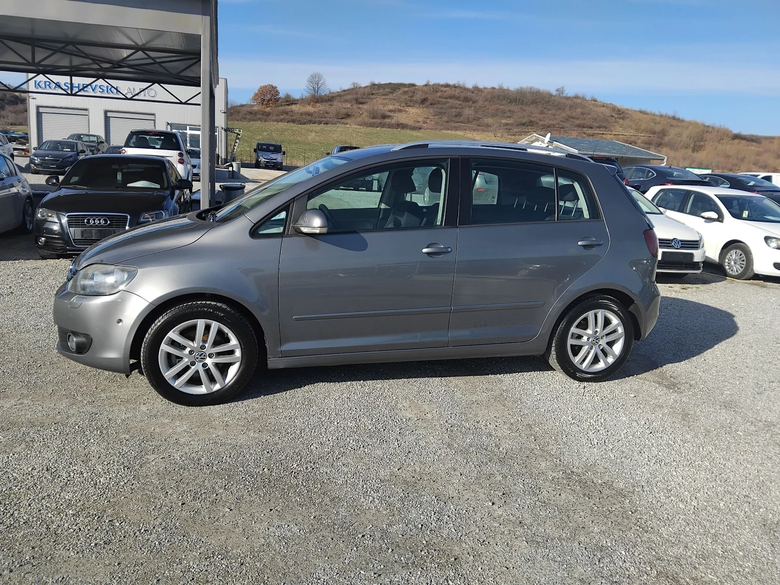 VW Golf Plus 1.6TDi105ксHighline - изображение 8