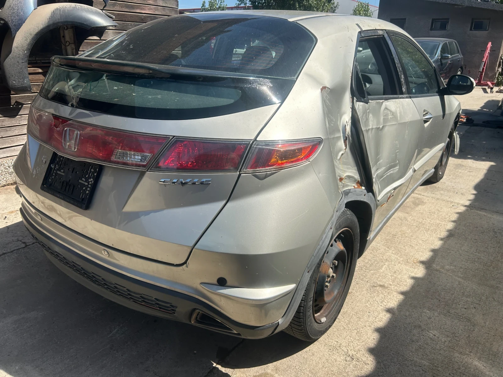 Honda Civic 1.8 i  - изображение 4