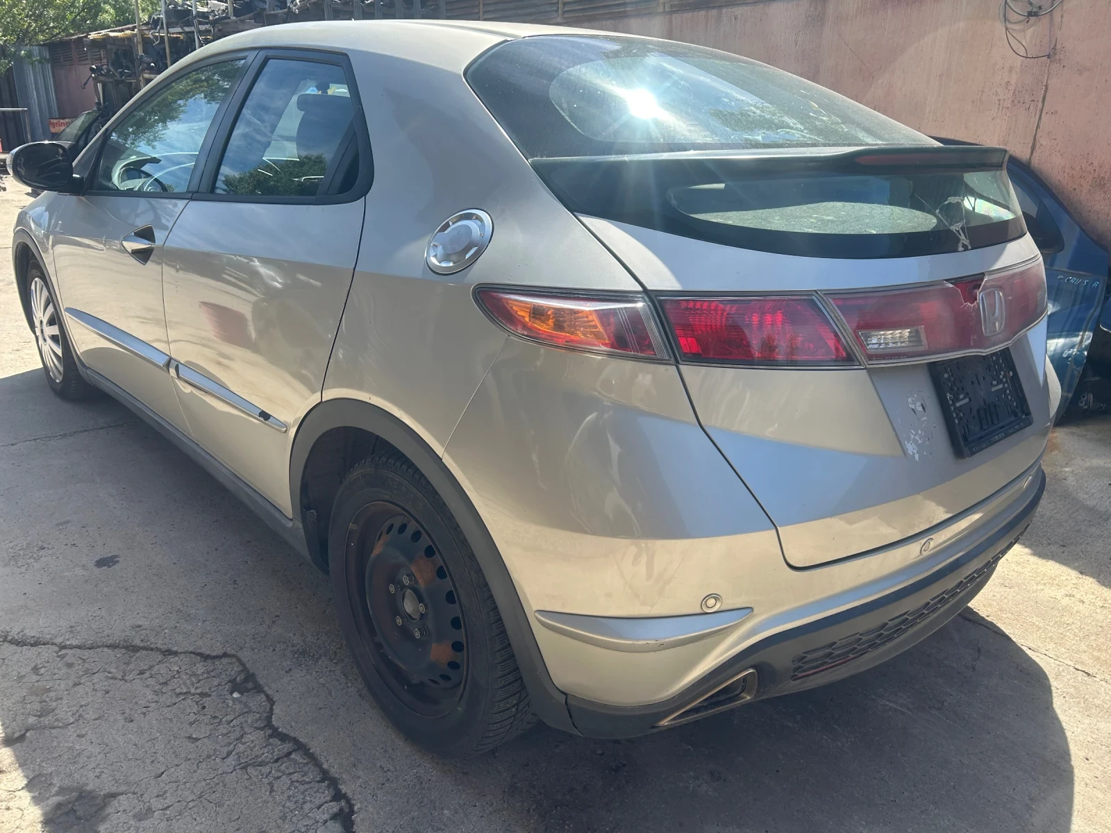 Honda Civic 1.8 i  - изображение 3