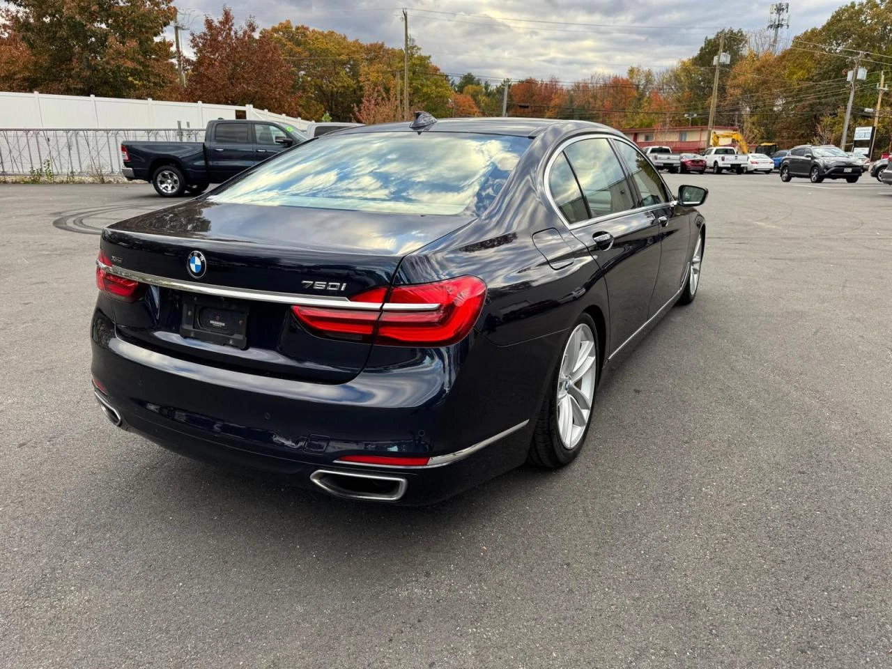 BMW 750 * * xDrive* DIGITAL* PANO*  | Mobile.bg   3