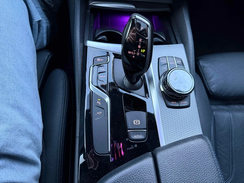 BMW 540 * 540i xDrive * CARFAX *    | Mobile.bg   14