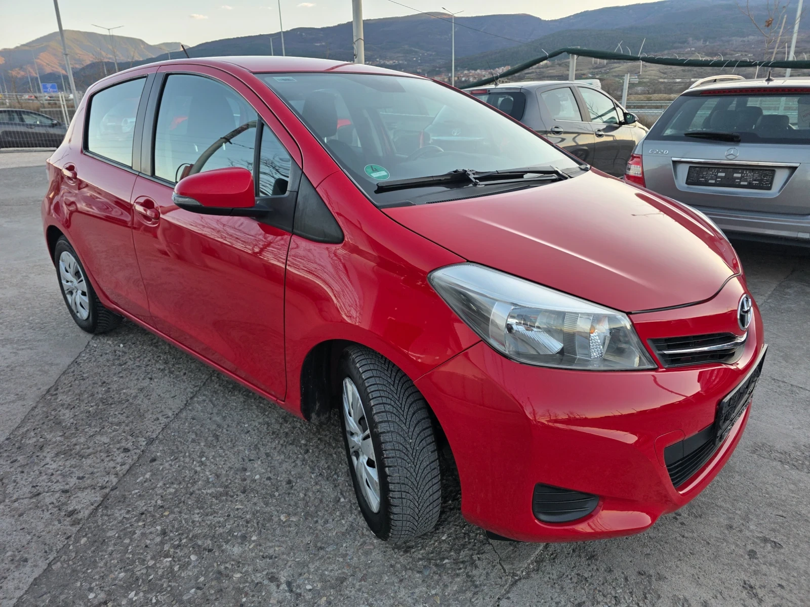 Toyota Yaris 1.33 VVTI Камера Евро 5 - изображение 4