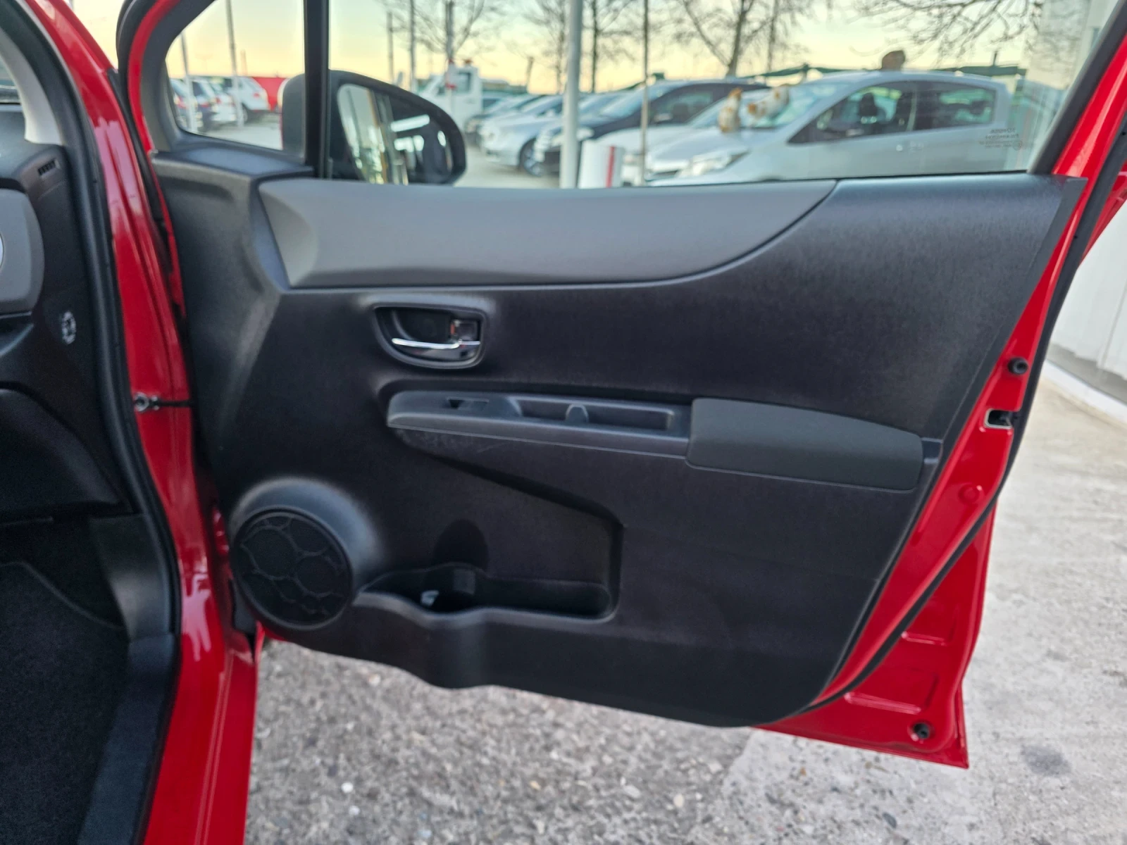 Toyota Yaris 1.33 VVTI Камера Евро 5 - изображение 7