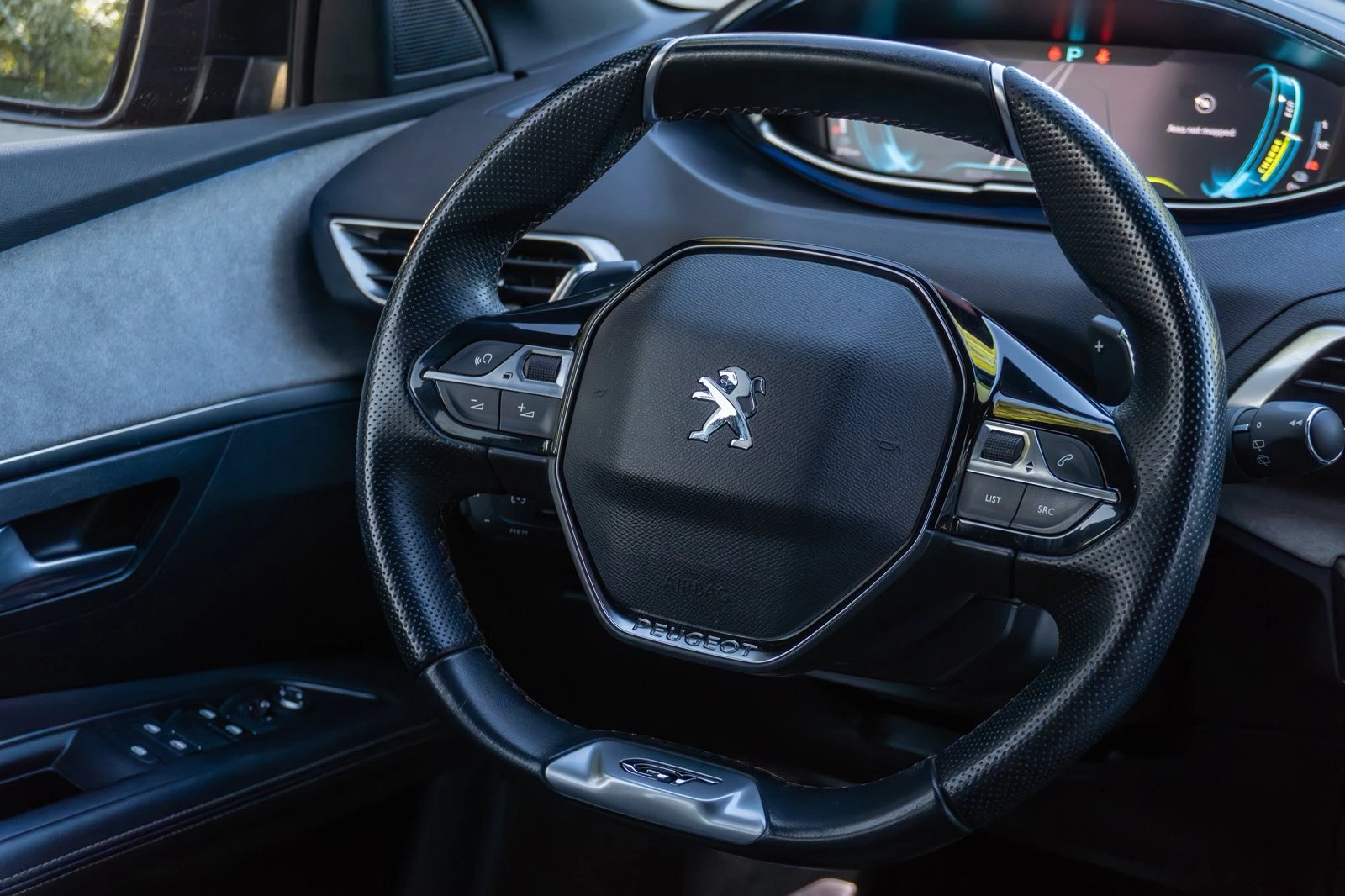 Peugeot 3008 GT* MATRIX* DISTRONIC, снимка 11 - Автомобили и джипове - 53823352