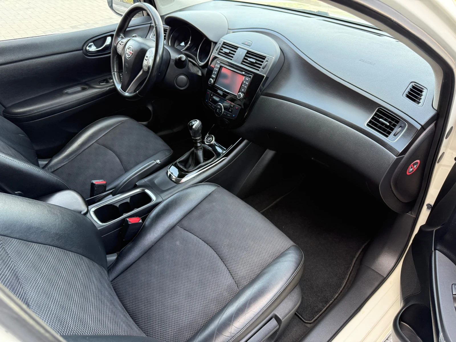 Nissan Pulsar 1.5 DCi / FULL / KOJA / NAVI / CAMERA / DISTRONIC  | Mobile.bg � ����������� 10