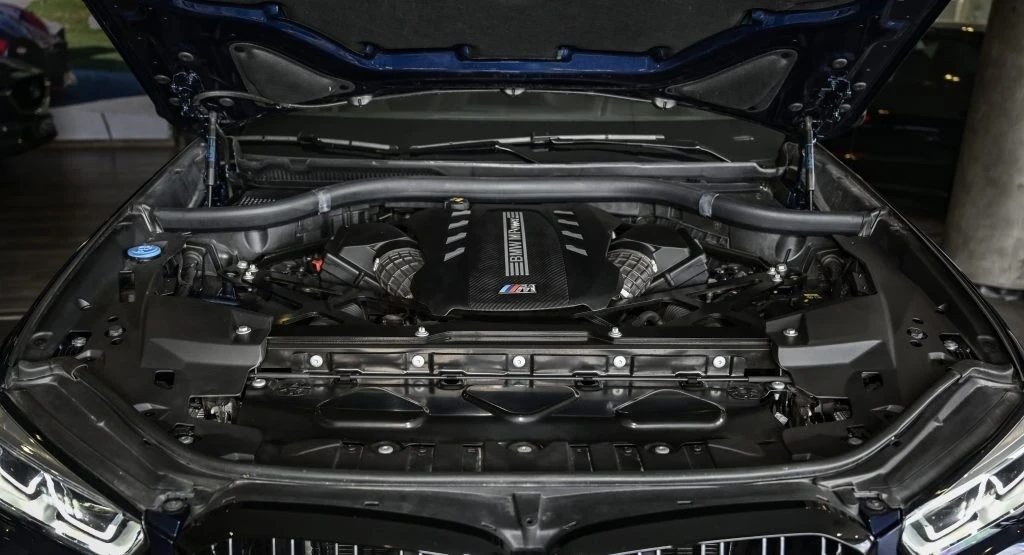 BMW X5M Competition Individual, снимка 15 - Автомобили и джипове - 54477543