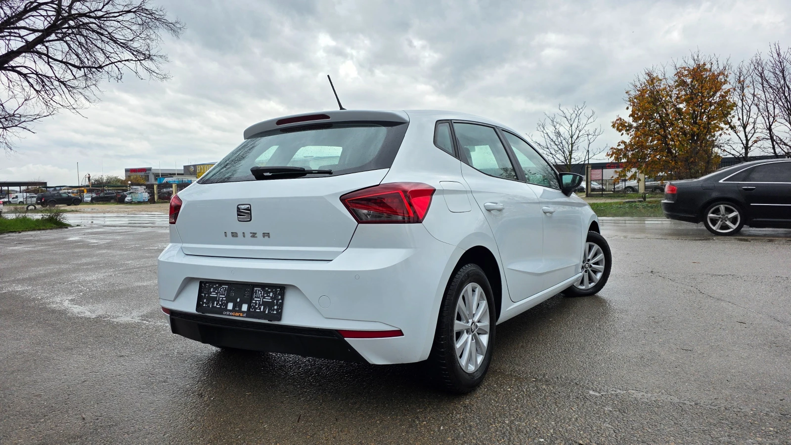 Seat Ibiza ЧИСТО НОВА, снимка 7 - Автомобили и джипове - 54487604