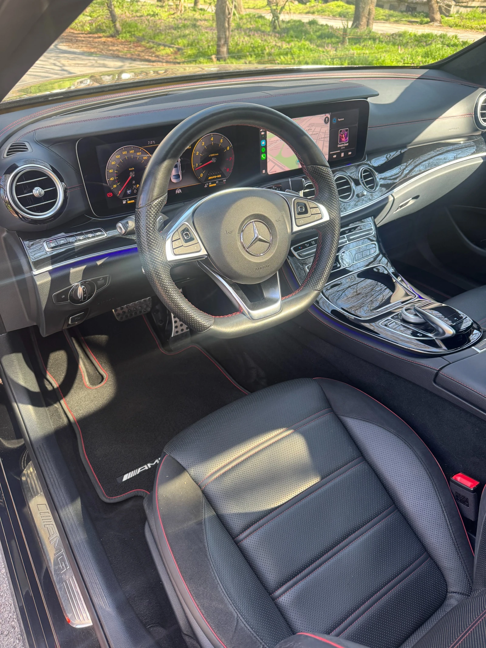 Mercedes-Benz E 43 AMG, снимка 9 - Автомобили и джипове - 54553951