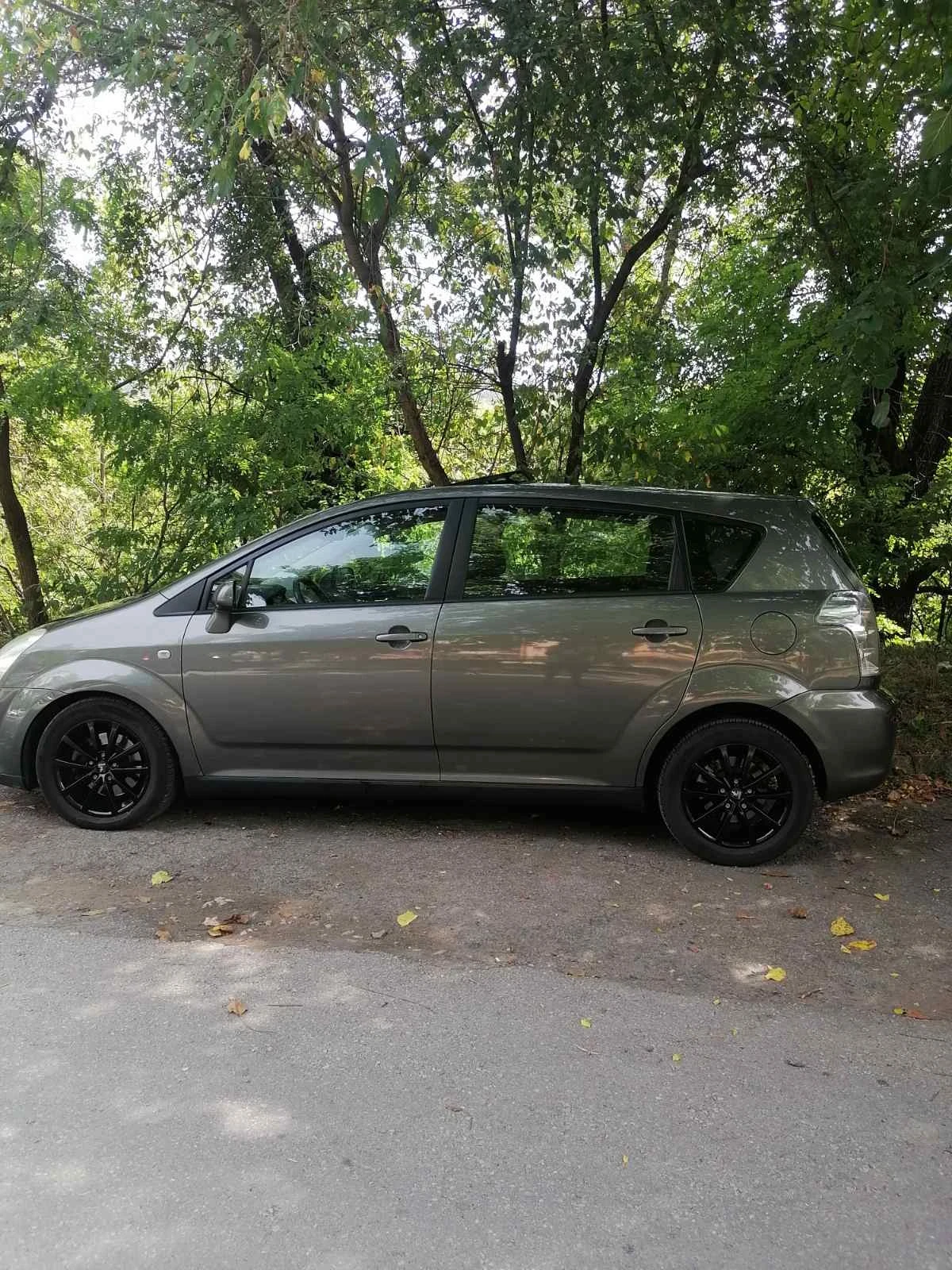 Toyota Corolla verso, снимка 5 - Автомобили и джипове - 54696638