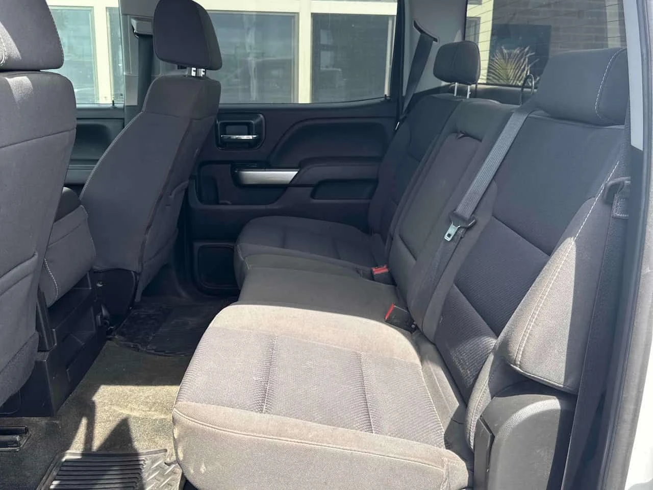 Chevrolet Silverado * LT * CARFAX * KEYLESS * АВТОКРЕДИТ, снимка 17 - Автомобили и джипове - 54755538