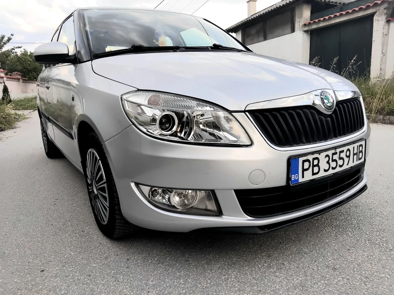 Skoda Fabia 1.2i.65k + КЛИМА + ГАЗОВ ИНЖЕКЦИОН. 2012г.