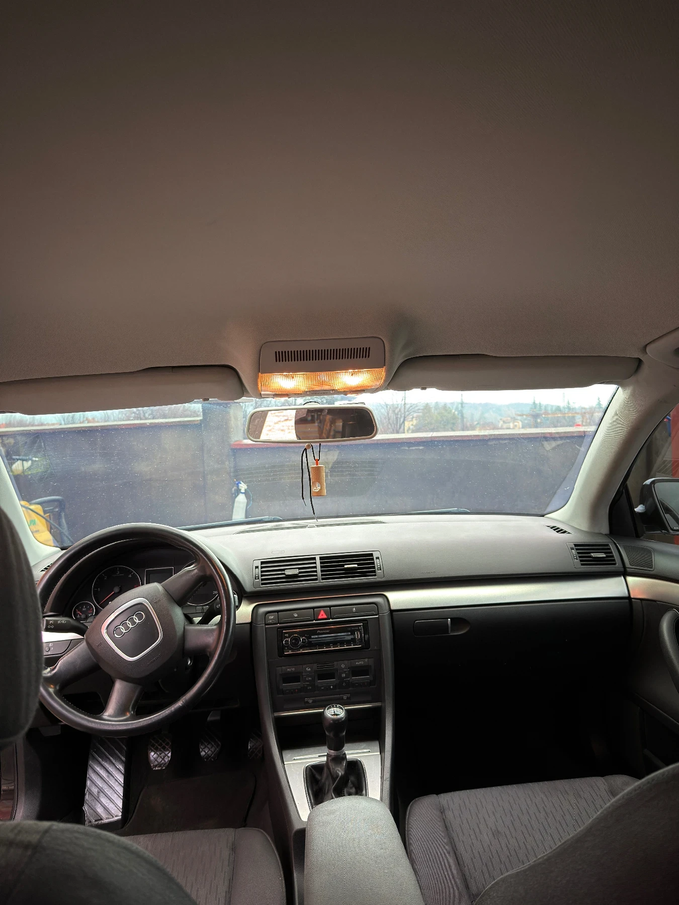 Audi A4 1.9tdi, снимка 5 - Автомобили и джипове - 55334758