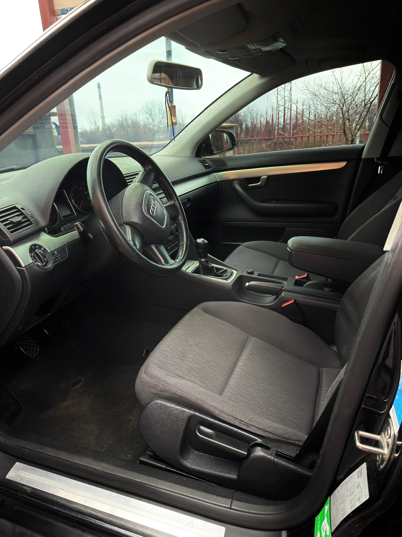Audi A4 1.9tdi, снимка 8 - Автомобили и джипове - 55334758