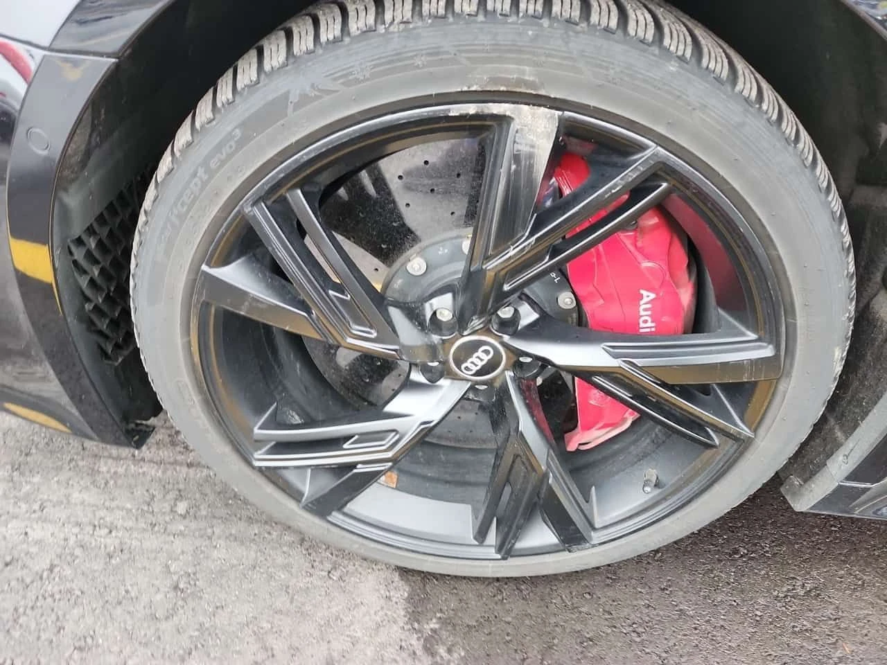 Audi Rs6 * CARFAX * БЕЗ ПЪРВОНАЧАЛНА ВНОСКА, снимка 6 - Автомобили и джипове - 55404031