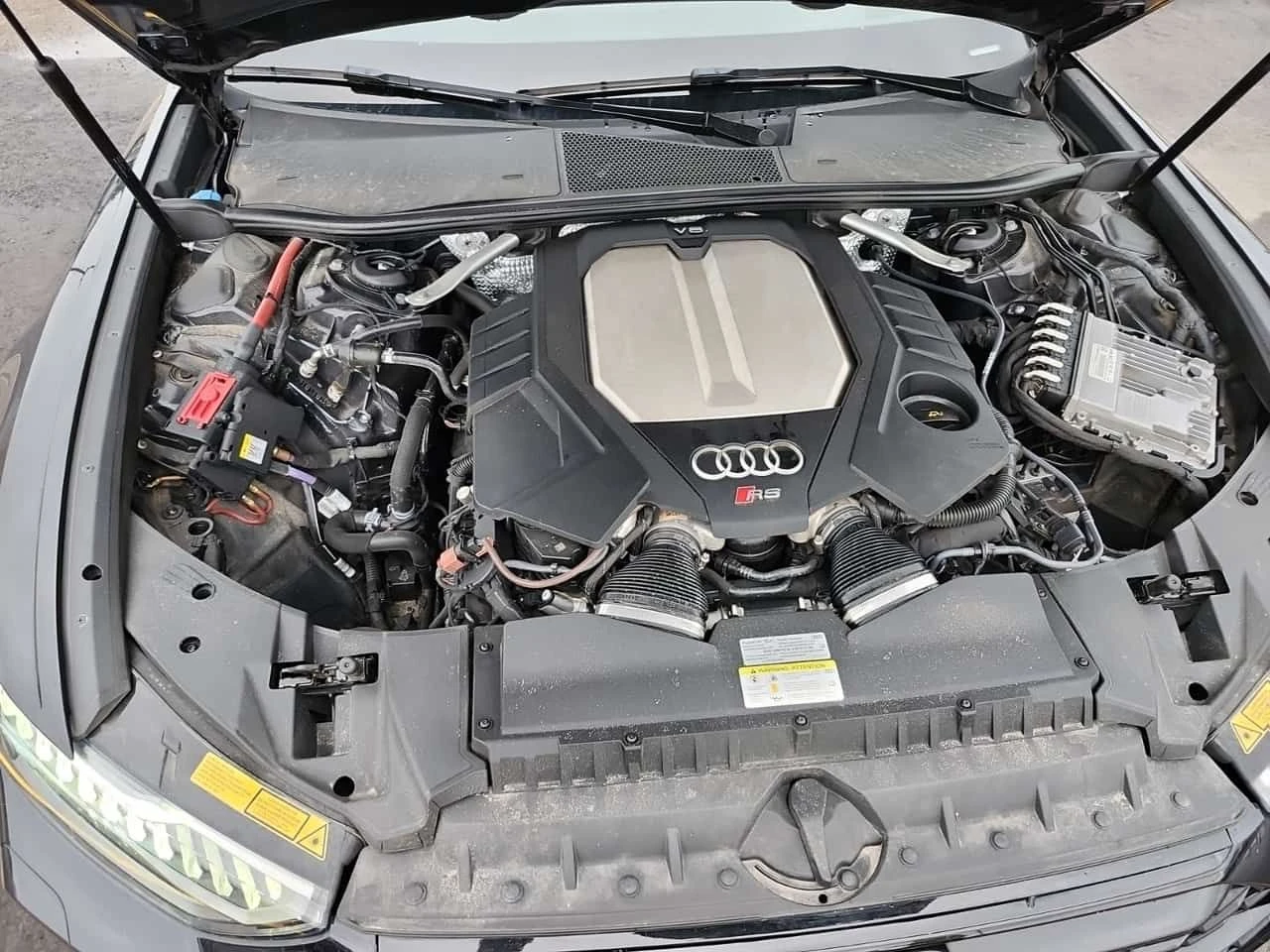 Audi Rs6 * CARFAX * БЕЗ ПЪРВОНАЧАЛНА ВНОСКА, снимка 17 - Автомобили и джипове - 55404031