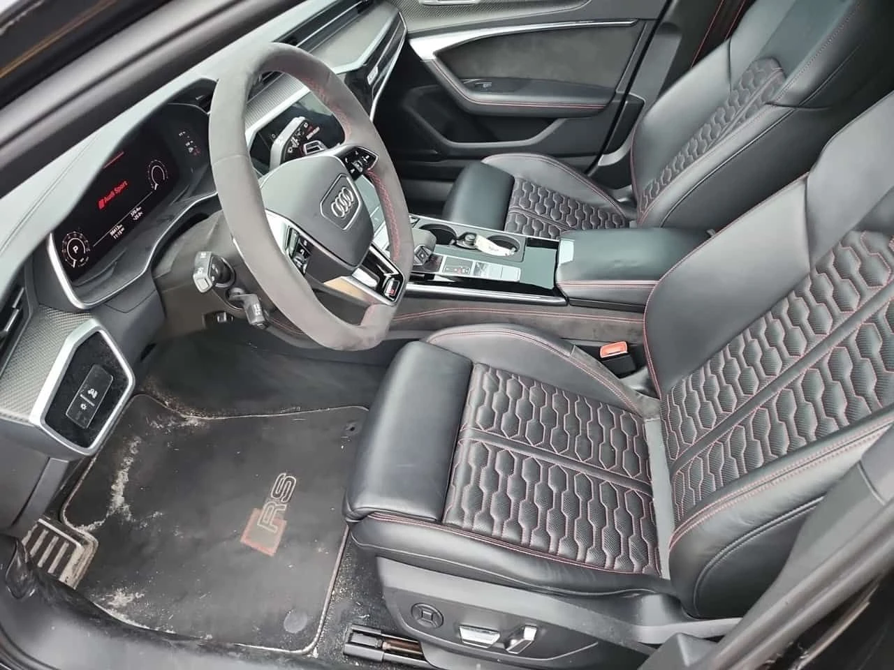 Audi Rs6 * CARFAX * БЕЗ ПЪРВОНАЧАЛНА ВНОСКА, снимка 5 - Автомобили и джипове - 55404031