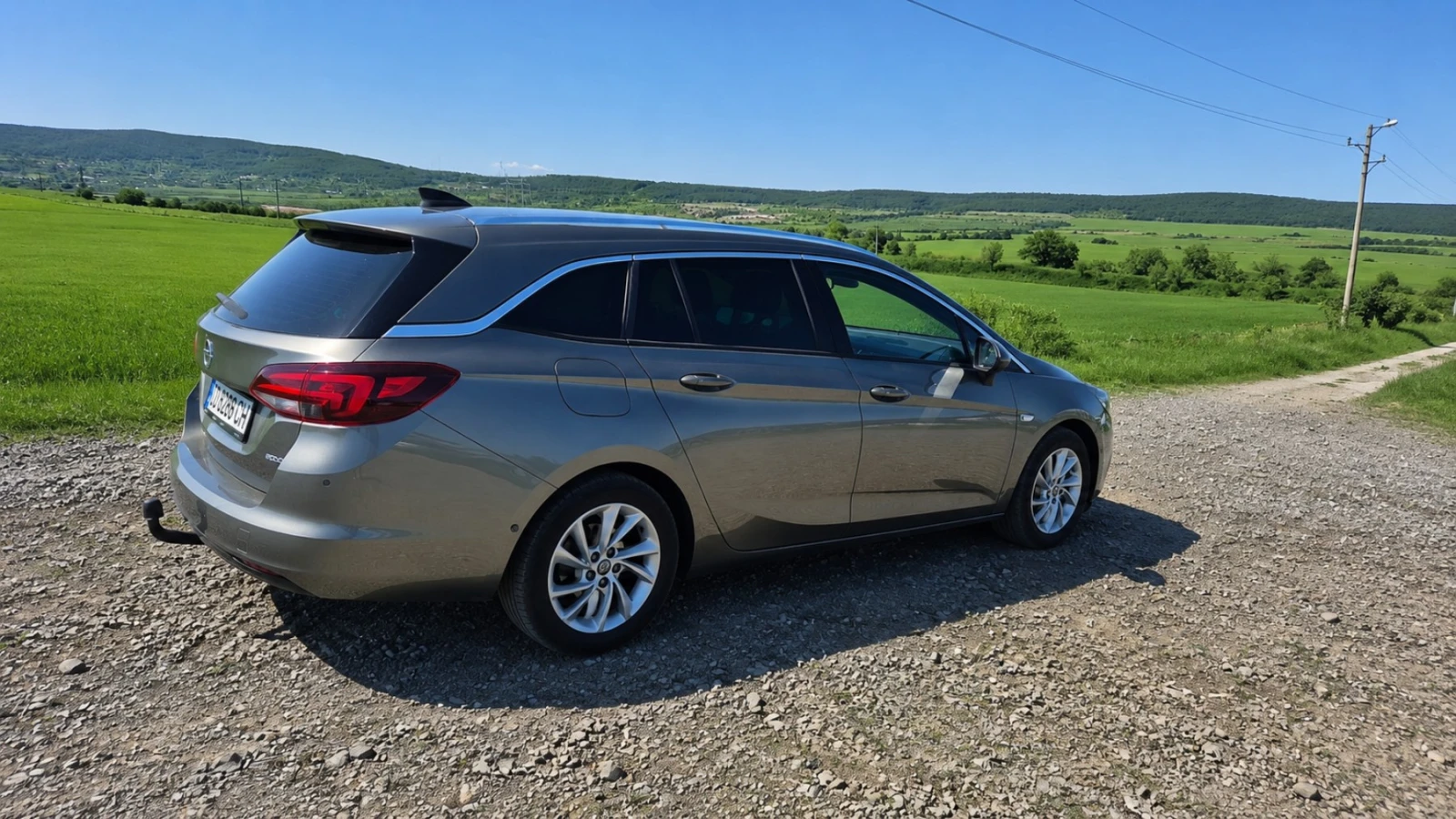 Opel Astra Sport Tourer 1.6 CDTI Innovation, снимка 5 - Автомобили и джипове - 55448226