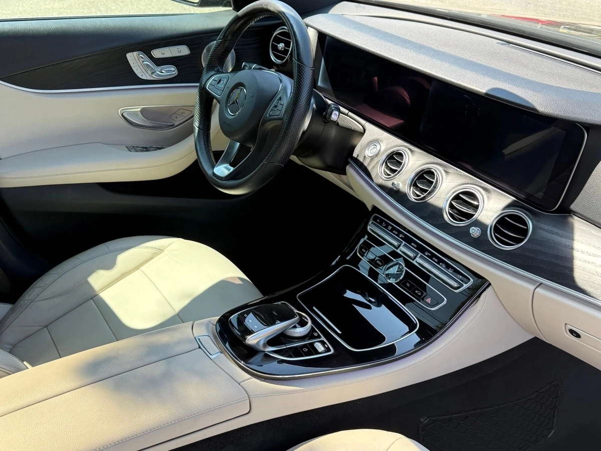 Mercedes-Benz E 400 AMG* Burmester* 360* ДИСТРОНИК* ЕДИН СОБСВЕНИК* , снимка 10 - Автомобили и джипове - 55812245