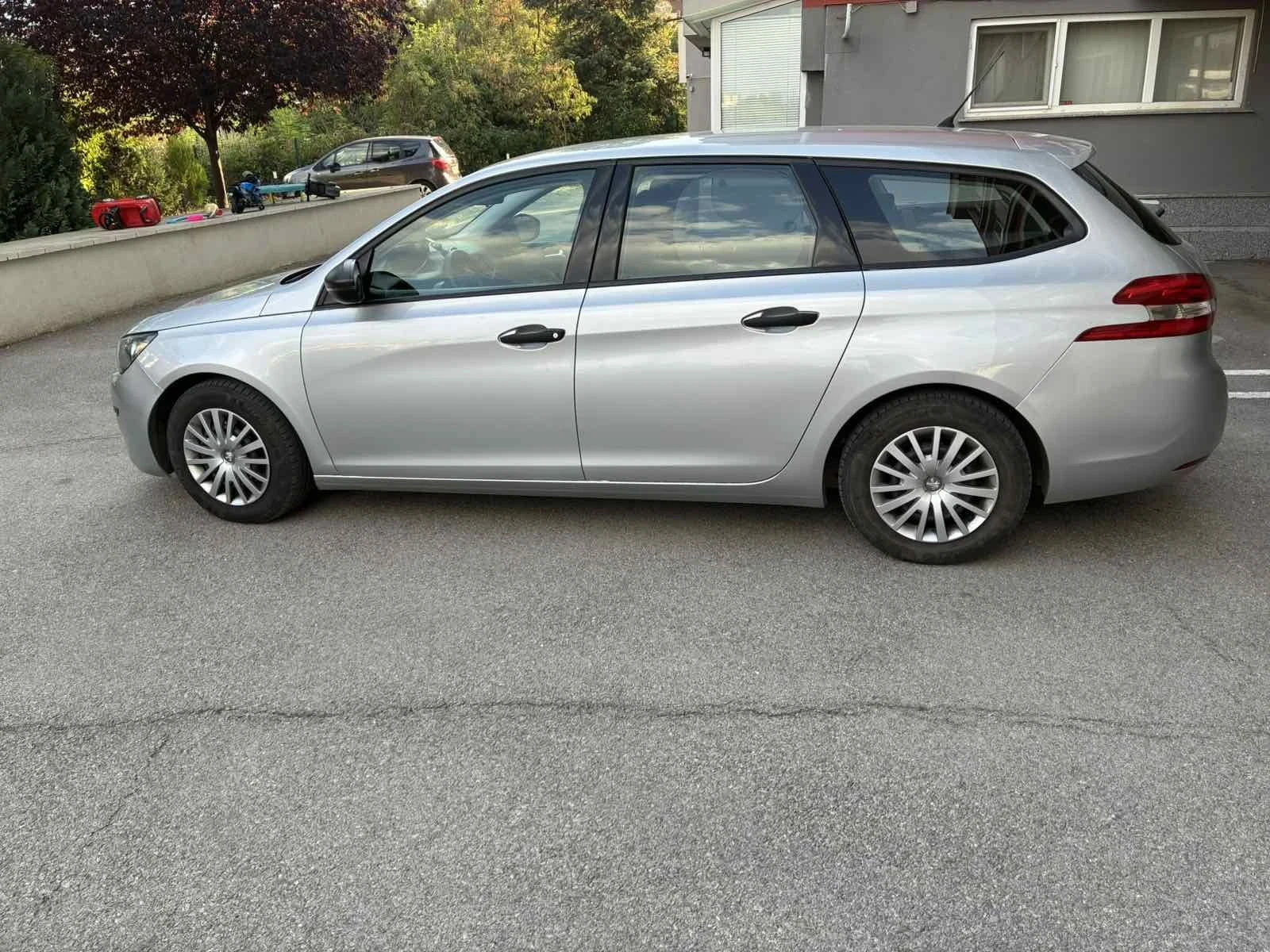Peugeot 308 1.6  BlueHDI, снимка 2 - Автомобили и джипове - 55837016