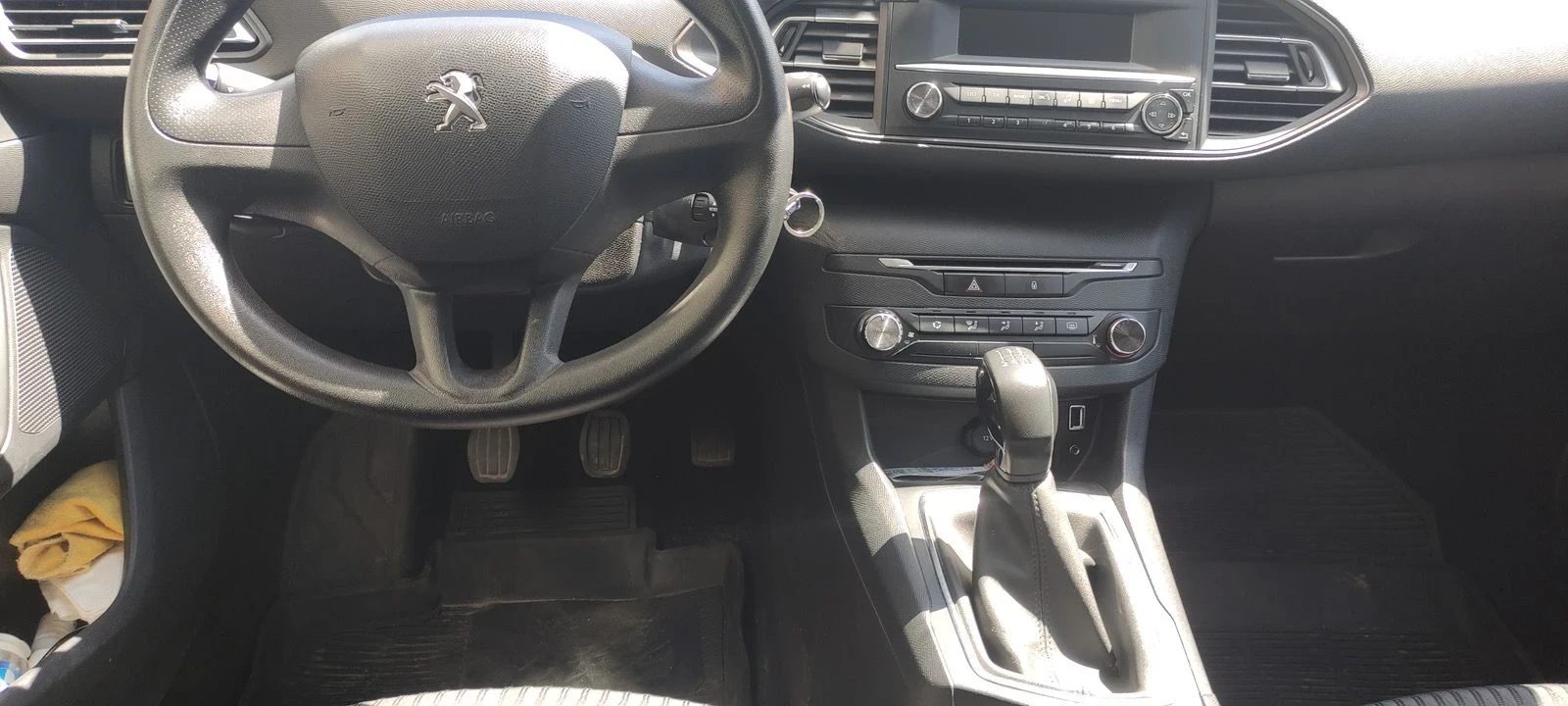 Peugeot 308 1.6  BlueHDI, снимка 6 - Автомобили и джипове - 55837016