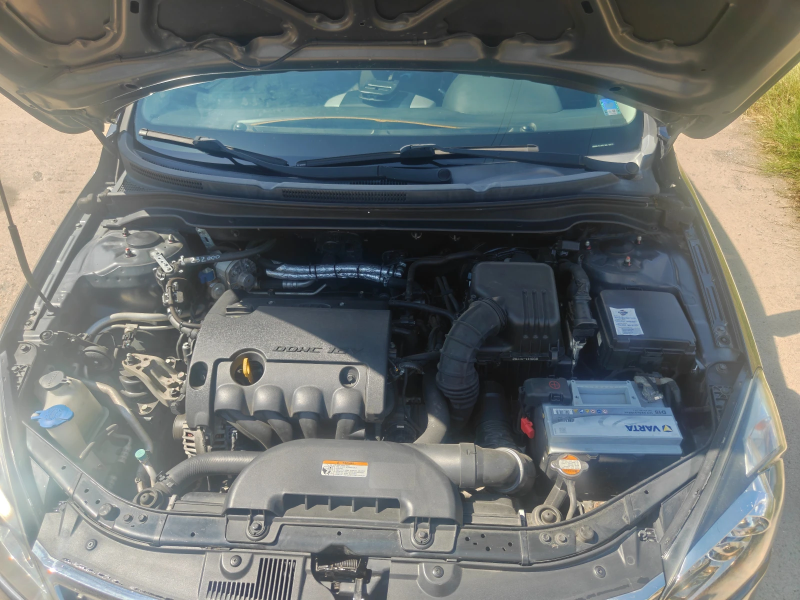 Kia Ceed 1.6 i, снимка 12 - Автомобили и джипове - 55939472