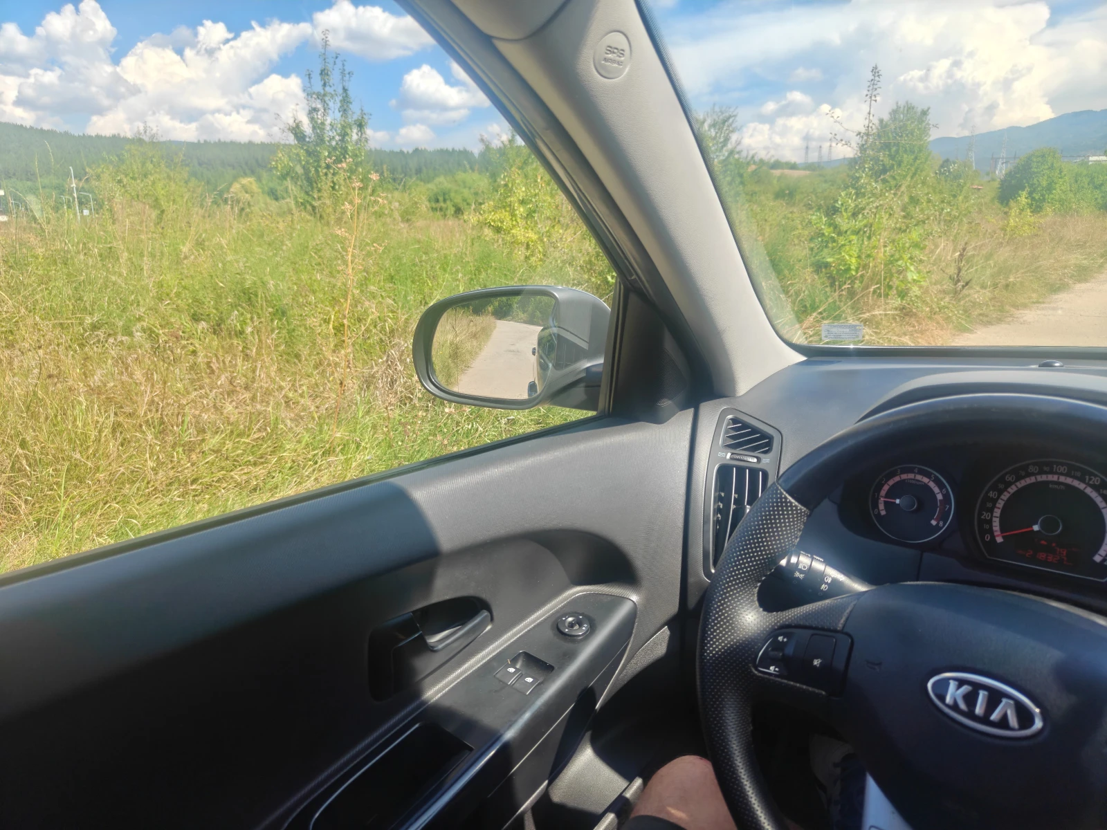 Kia Ceed 1.6 i, снимка 6 - Автомобили и джипове - 55939472