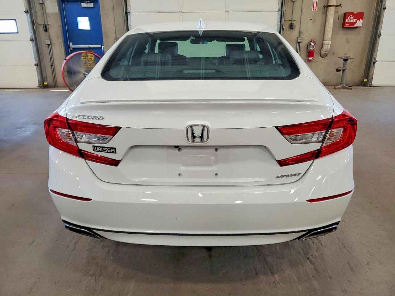 Honda Accord 1.5l Sport, снимка 6 - Автомобили и джипове - 56151059