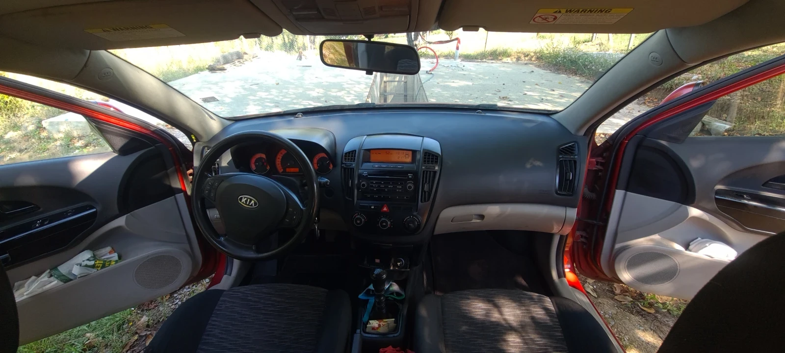 Kia Ceed 1.6 Crdi 115k.c., снимка 6 - Автомобили и джипове - 56159125