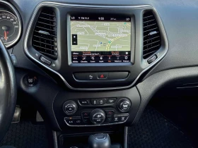 Jeep Cherokee * North * CARFAX * ПОДГРЕВИ * KEYLESS, снимка 9