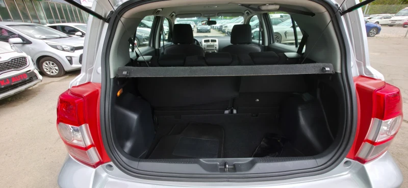 Toyota Urban Cruiser 1.4 D4D 4x4 90k.c ITALIA, снимка 9 - Автомобили и джипове - 50398710