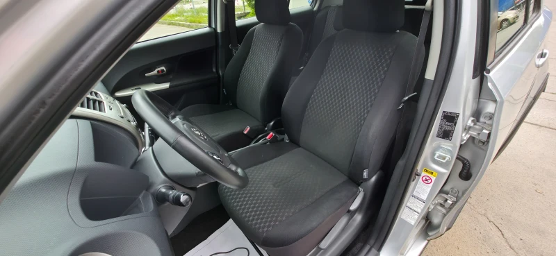 Toyota Urban Cruiser 1.4 D4D 4x4 90k.c ITALIA, снимка 10 - Автомобили и джипове - 50398710