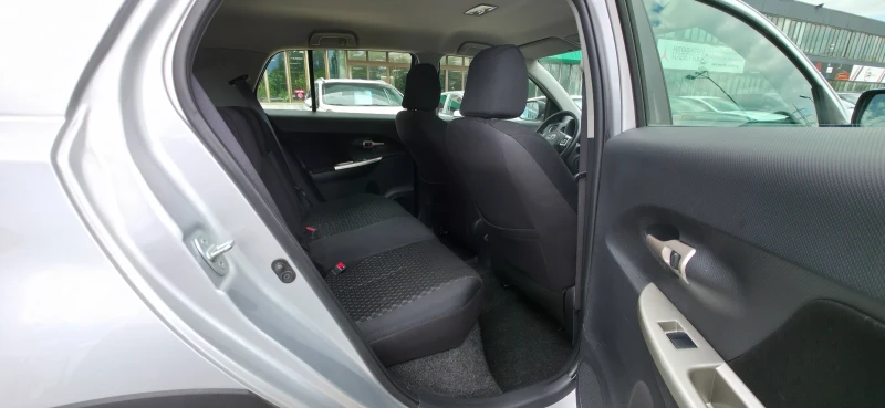 Toyota Urban Cruiser 1.4 D4D 4x4 90k.c ITALIA, снимка 11 - Автомобили и джипове - 50398710